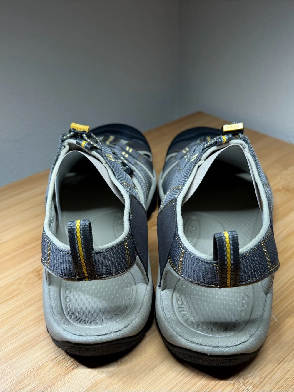 KEEN Newport H2 Men's Raven Aluminum Water Hiking Sandals Size 14 NIB